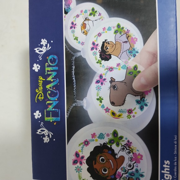 2 Boxes Disney ENCANTO Set‎ of 10 Light Hanging String Lights Reusable Stickers - Picture 6 of 16